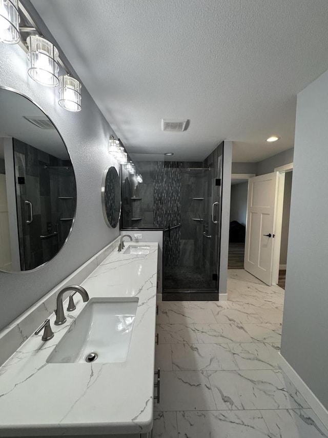 4700 W Hunting Park Dr, Franklin, WI 53132