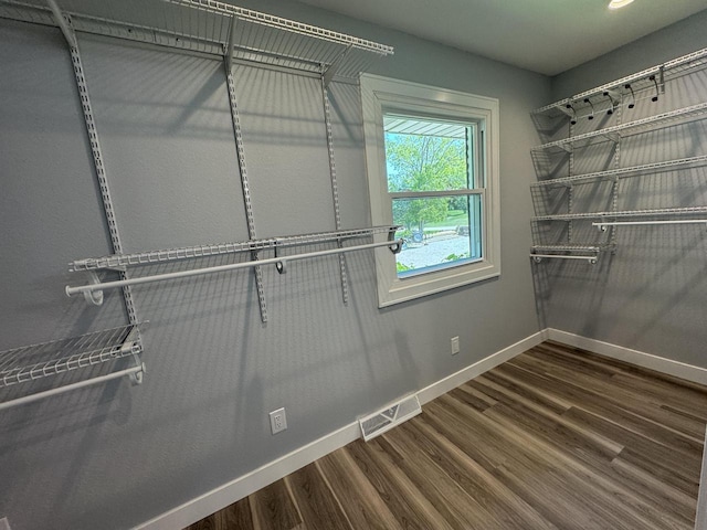 4700 W Hunting Park Dr, Franklin, WI 53132