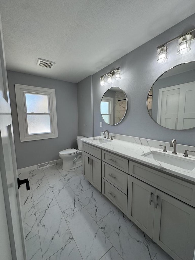 4700 W Hunting Park Dr, Franklin, WI 53132