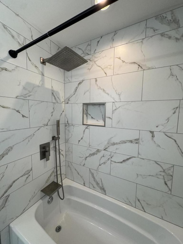 4700 W Hunting Park Dr, Franklin, WI 53132