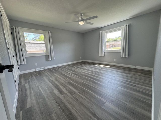 4700 W Hunting Park Dr, Franklin, WI 53132
