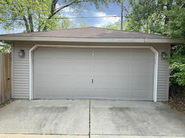 5082 N 108th St, Milwaukee, WI 53225 - view of detached garage