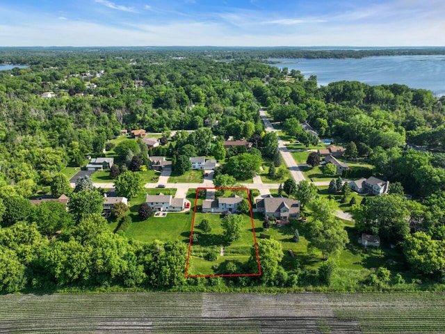26317 Dukleth Dr, Waterford, WI 53185 - aerial view of property and surrounding area with property boundaries highlighted and a large body of water