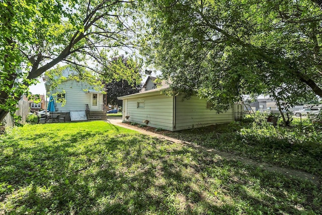 4904 25th Ave, Kenosha, WI 53140 - view of yard featuring entry steps