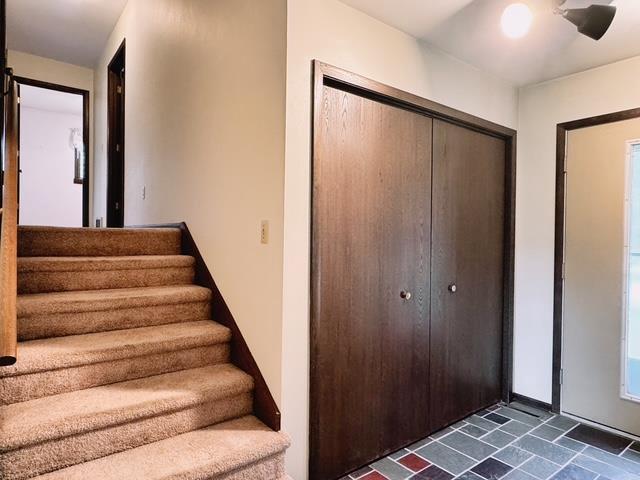 2709 Richard St, Marinette, WI 54143 - view of staircase