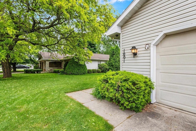 1001 W Taylor St, Appleton, WI 54914 - view of grassy yard