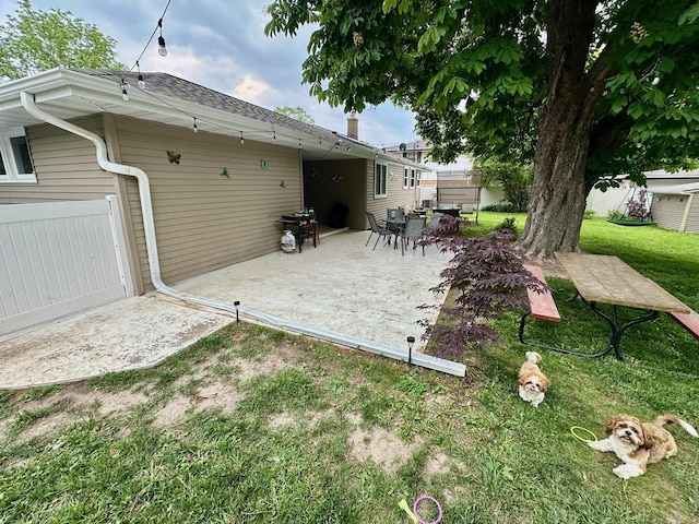 5510 W Luebbe Ln, Milwaukee, WI 53223 - view of patio