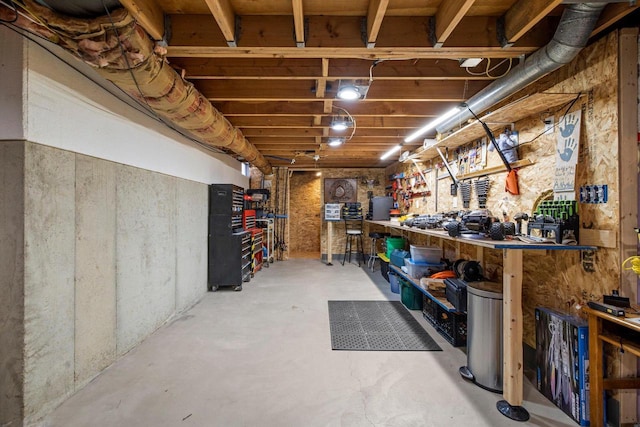 7939 32nd Ave, Kenosha, WI 53144 - unfinished below grade area with a workshop area