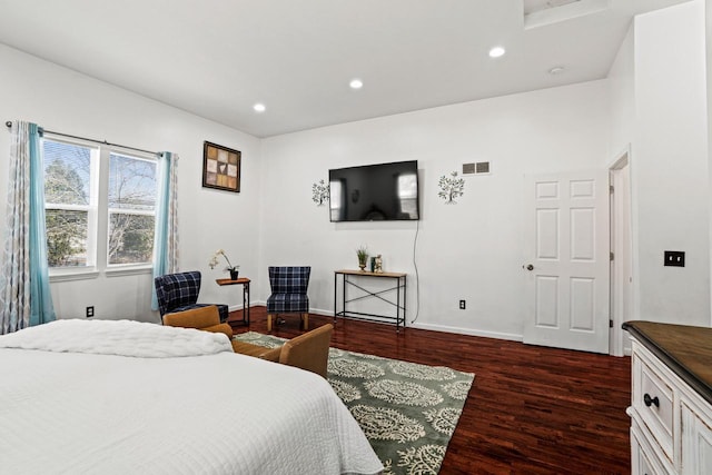 1100 W Fairy Chasm Rd, River Hills, WI 53217 - bedroom featuring dark wood finished floors and recessed lighting