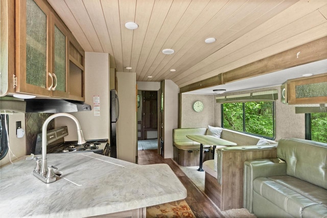 472 Sir Winston Trl, Nekoosa, WI 54457