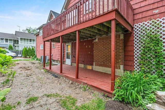 928 Emilie St, Green Bay, WI 54301 - view of wooden deck