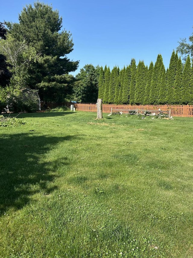 3987 Elaines Way, Slinger, WI 53086 - view of yard