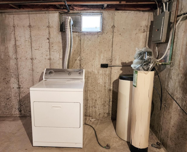 1239 Erick St, Fort Atkinson, WI 53538 - laundry area with washer / dryer and electric panel