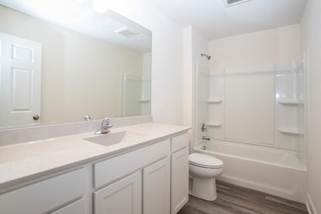 415 Kensington Ct Unit Lt128Adams, Williams Bay, WI 53191 - full bath with vanity, wood finished floors, and shower / tub combination