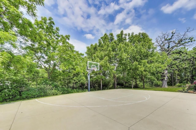 9335 223rd Ave, Salem, WI 53168 - view of sport court featuring community basketball court