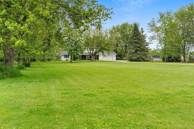 1490 Fernando Dr, Ashwaubenon, WI 54115 - view of grassy yard