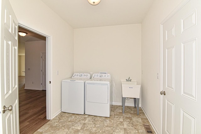 401 Kensington Ct Unit Lt135Lincoln, Williams Bay, WI 53191 - laundry area featuring washer and dryer and baseboards