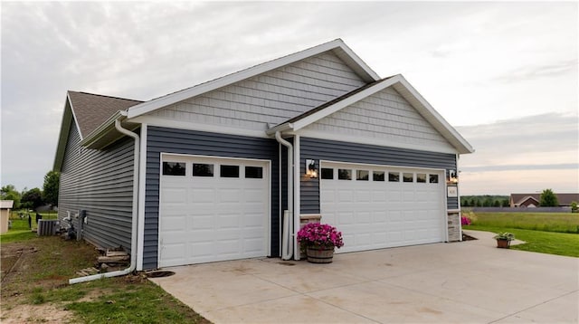 406 S Birch St, Marshfield, WI 54449 - garage with driveway