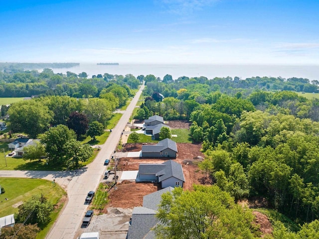 997 E Sunnyview Rd, Oshkosh, WI 54901 - bird's eye view of a nearby body of water