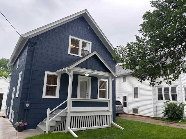 50 S Marquette St, Madison, WI 53704 - view of front of house featuring a front lawn