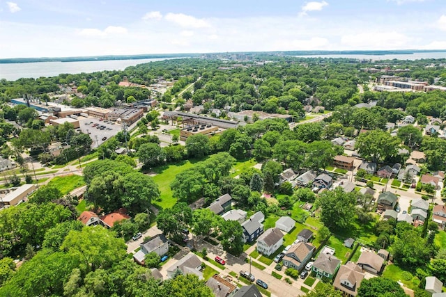 50 S Marquette St, Madison, WI 53704 - aerial view of residential area featuring a large body of water