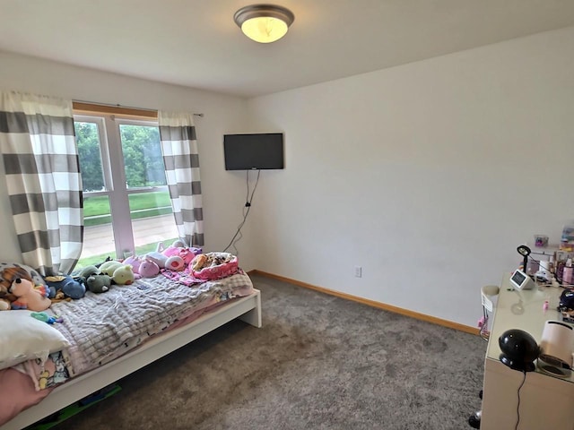 3201 Mockingbird Way, Oshkosh, WI 54904 - bedroom featuring carpet flooring and baseboards