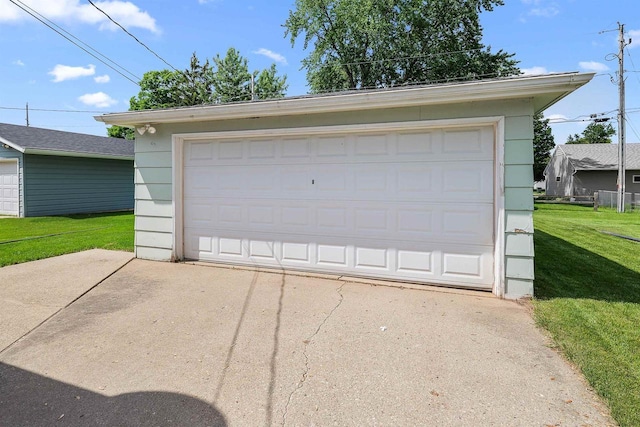 605 E 10th St, Fond Du Lac, WI 54935 - view of detached garage