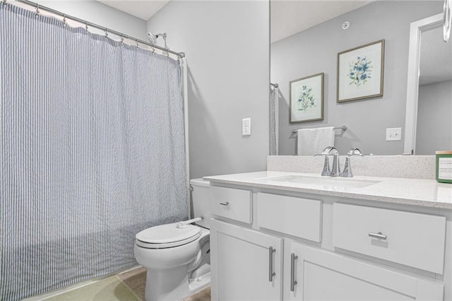 7243 Fall Dr, Hugo, MN 55038 - full bathroom featuring vanity and shower / bath combo with shower curtain