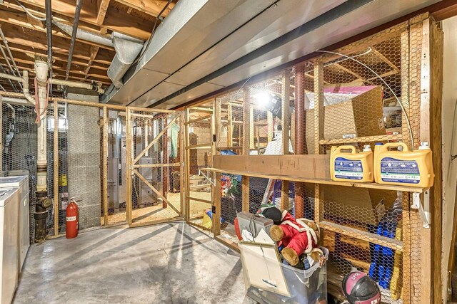 1128 S 62nd St, West Allis, WI 53214 - unfinished below grade area with washer and clothes dryer