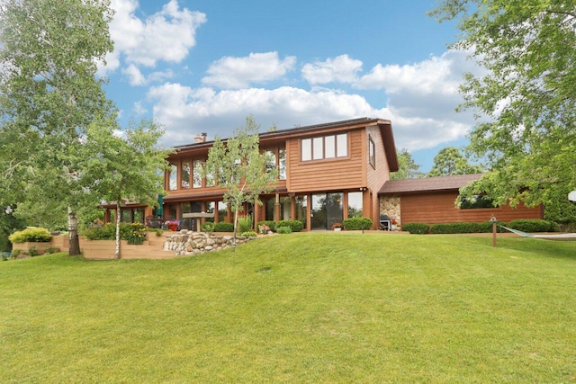 W318S4121 Highview Rd, Waukesha, WI 53189 - back of house with a patio and a lawn