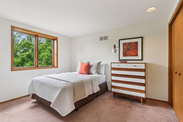 W318S4121 Highview Rd, Waukesha, WI 53189 - bedroom featuring carpet flooring