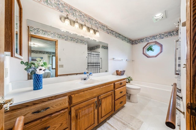 942 E Mayfield Dr, Appleton, WI 54911 - bathroom featuring vanity, a bath, and curtained shower