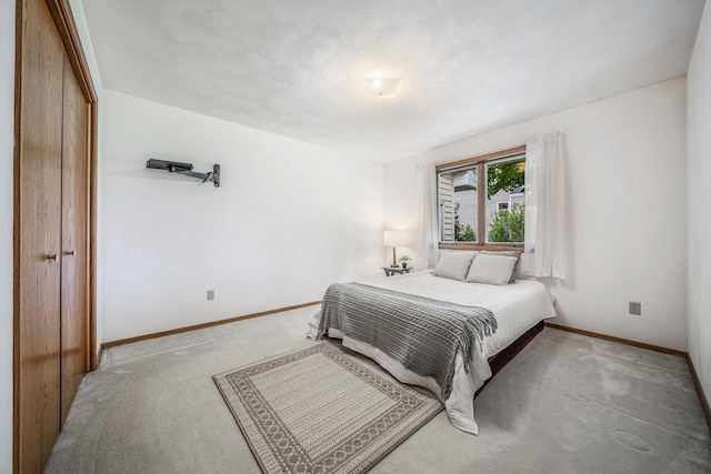 942 E Mayfield Dr, Appleton, WI 54911 - bedroom featuring carpet flooring and baseboards