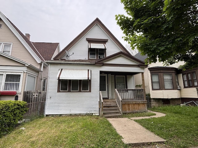 3350 N 25th St Unit 3350A, Milwaukee, WI 53206 - bungalow-style home featuring covered porch