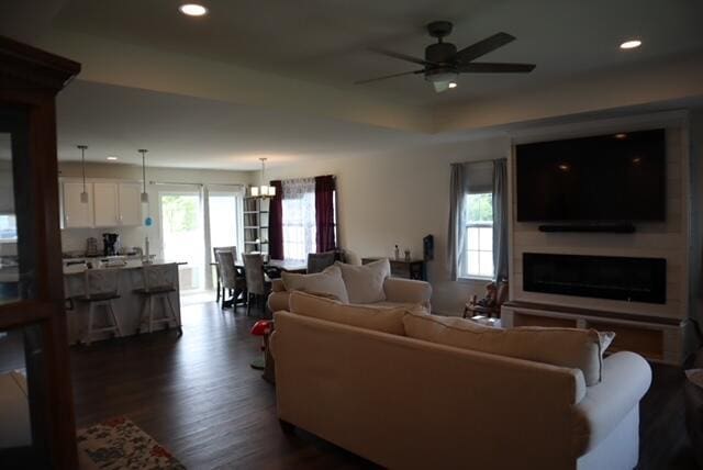 129 Spring Dr, Walworth, WI 53184