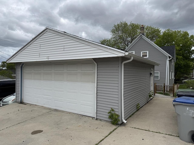 747 S 37th St, Milwaukee, WI 53215 - view of detached garage
