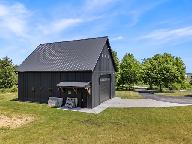 4047 Scenic Rd, Jackson, WI 53037 - view of outdoor structure with driveway