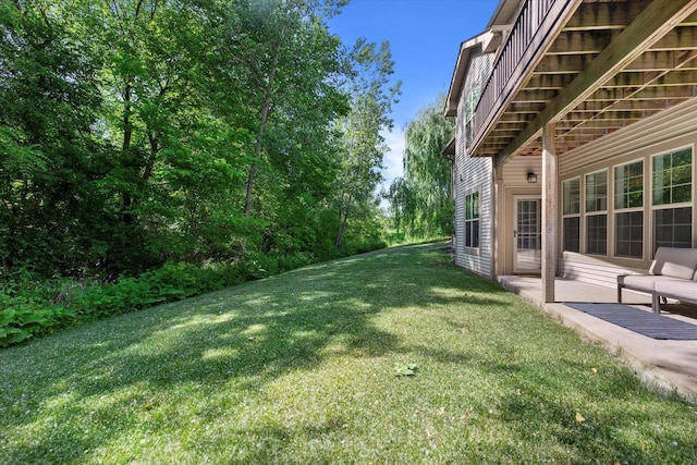 8061 S River Ln, Franklin, WI 53132 - view of grassy yard