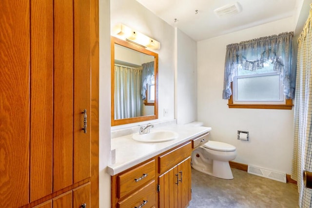 1313 S 26th St, Manitowoc, WI 54220 - bathroom with vanity and a shower with curtain