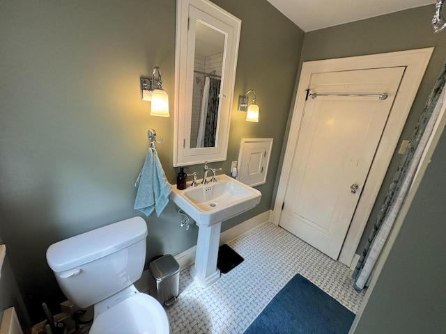 6309 W Mckinley Ave, Wauwatosa, WI 53213 - full bath with toilet