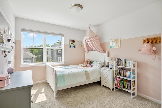 309 Paradise Ct, Hartland, WI 53029 - bedroom featuring light colored carpet and baseboards