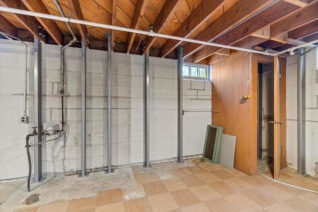 9230 W Auer Ave, Milwaukee, WI 53222 - view of below grade area