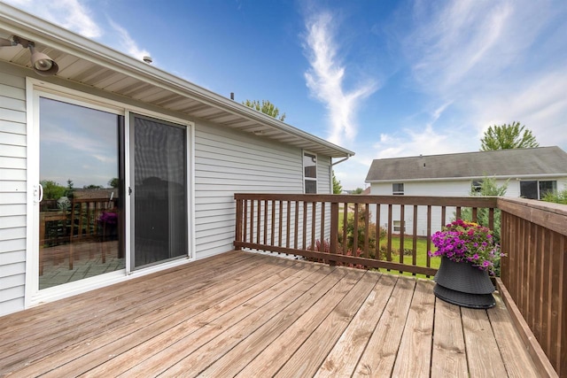 2137 Olde Country Cir, Kaukauna, WI 54130 - view of deck