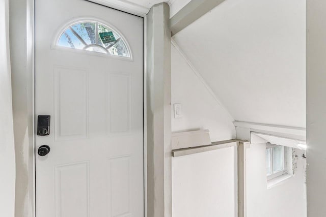 1617 69th St, Kenosha, WI 53143 - foyer entrance featuring lofted ceiling