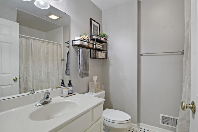 408 55th St Unit B, Kenosha, WI 53140 - bathroom featuring vanity and curtained shower
