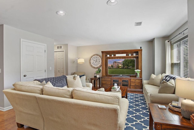 408 55th St Unit B, Kenosha, WI 53140 - living room featuring wood finished floors and recessed lighting