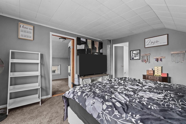 624 W 8th Ave, Oshkosh, WI 54902 - carpeted bedroom with lofted ceiling and crown molding