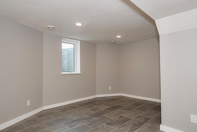 604 Wilson St, Winona, MN 55987 - unfurnished room featuring baseboards and recessed lighting