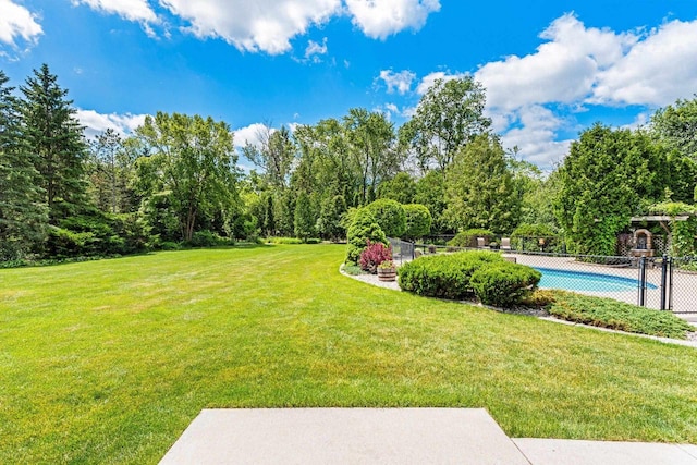 260 S Clay St, De Pere, WI 54115 - view of yard