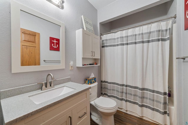 3287 E Old Highway 105, Superior, WI 54880 - full bath with vanity, wood finished floors, a textured wall, and shower / tub combo with curtain